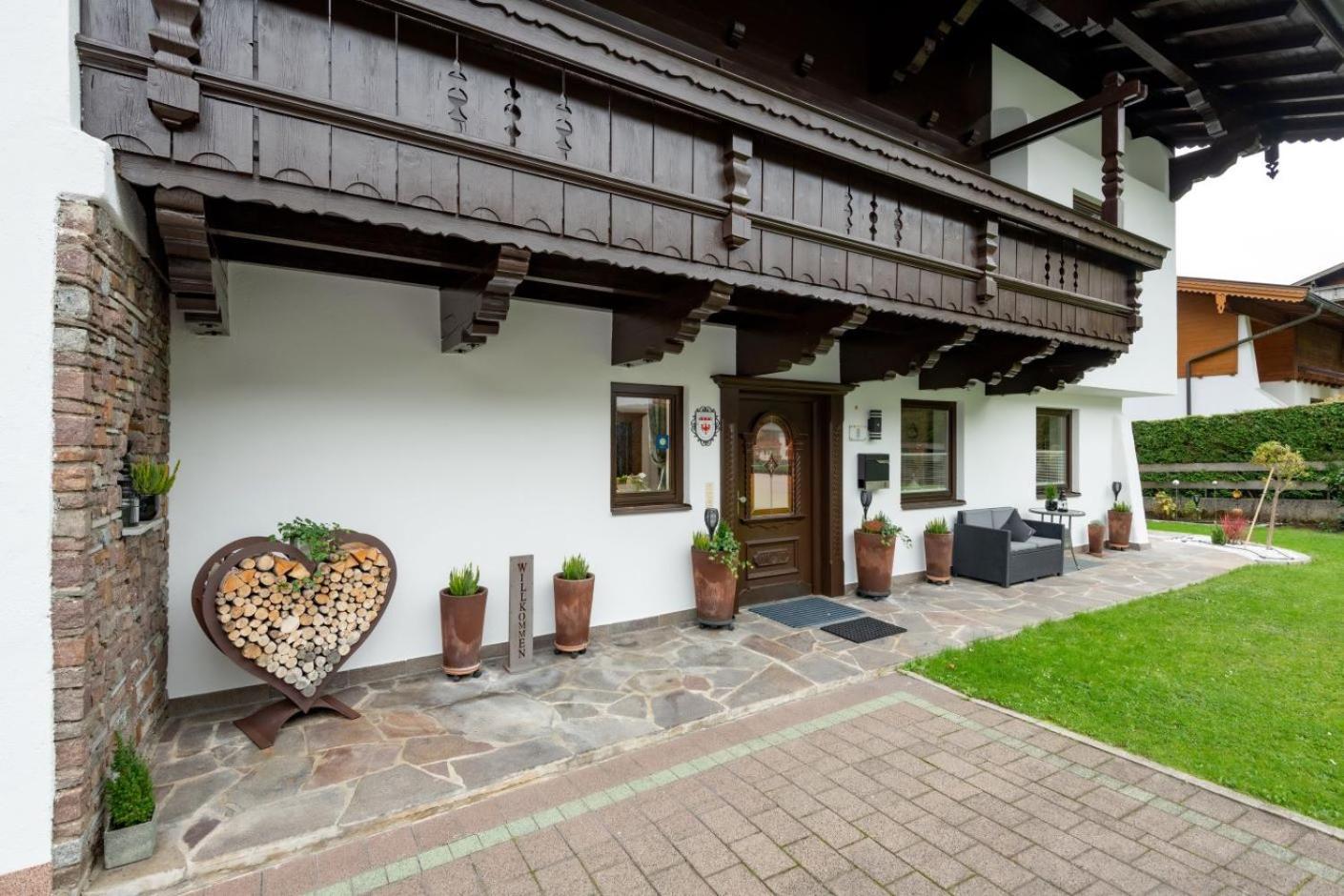 Апартаменти Haus Schroll Рід-ім-Ціллерталь Екстер'єр фото