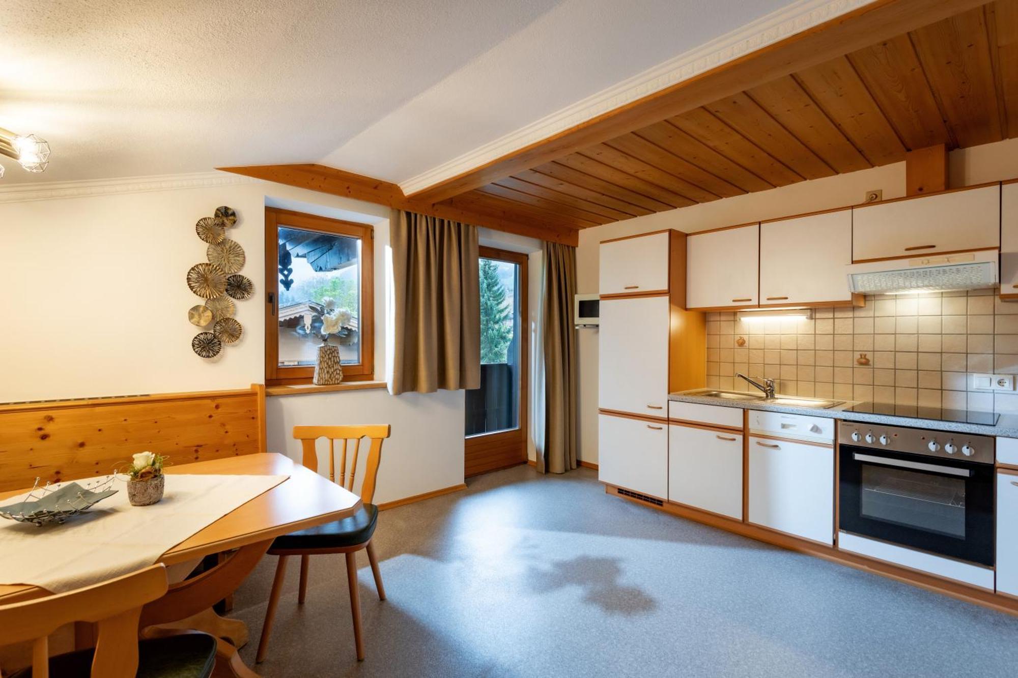 Апартаменти Haus Schroll Рід-ім-Ціллерталь Екстер'єр фото