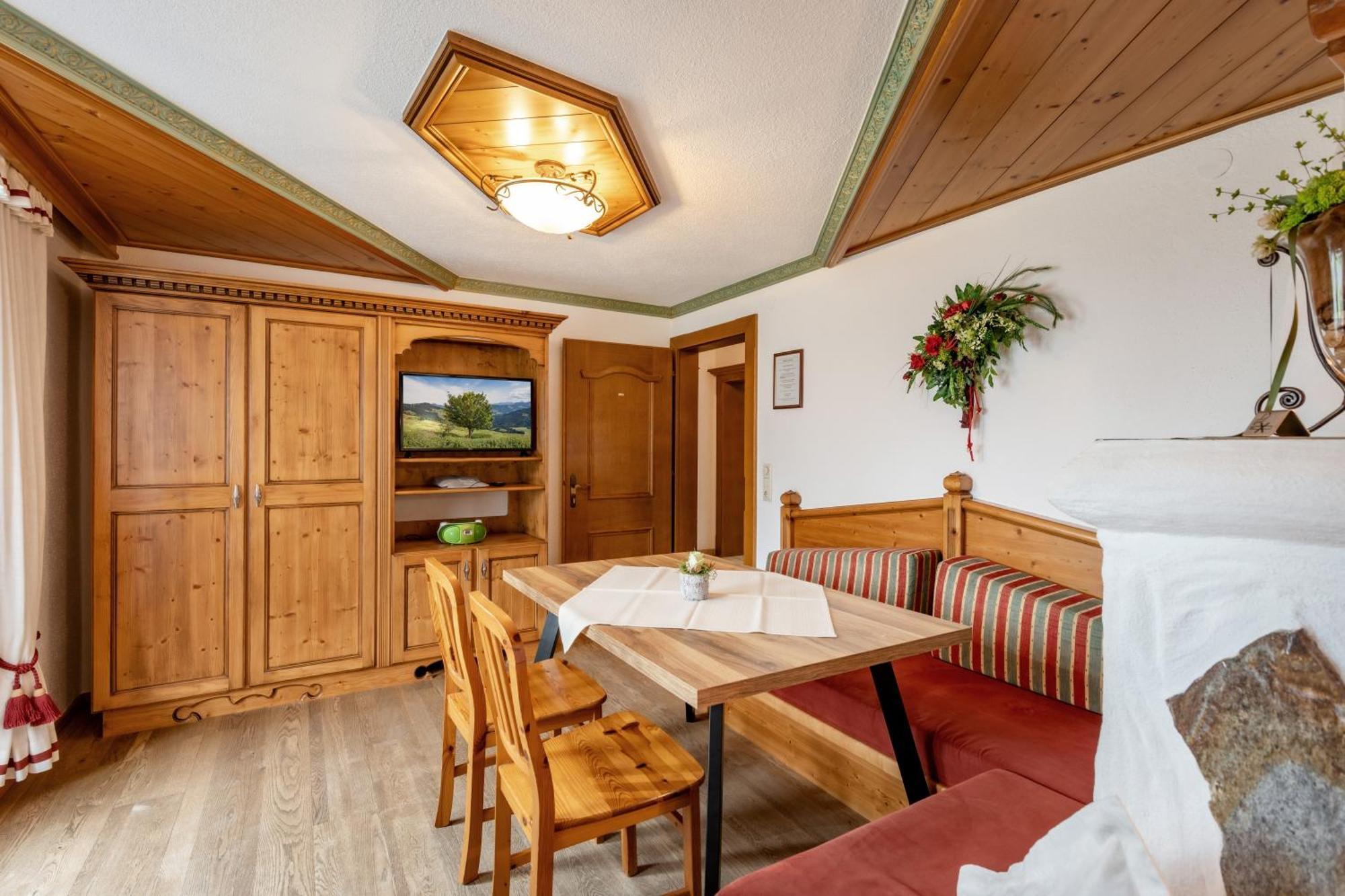 Апартаменти Haus Schroll Рід-ім-Ціллерталь Екстер'єр фото
